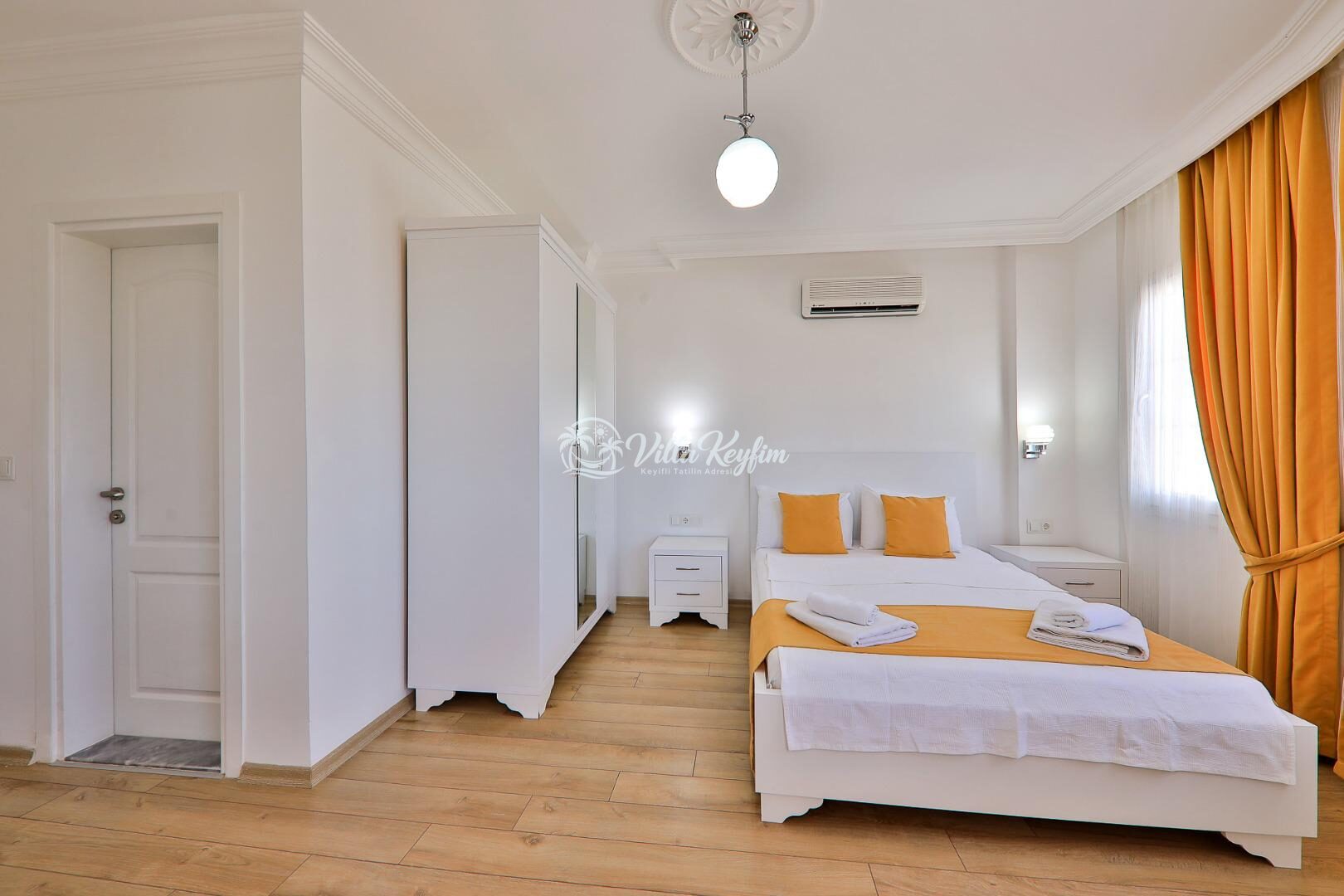 Villa Bitcoin — 44