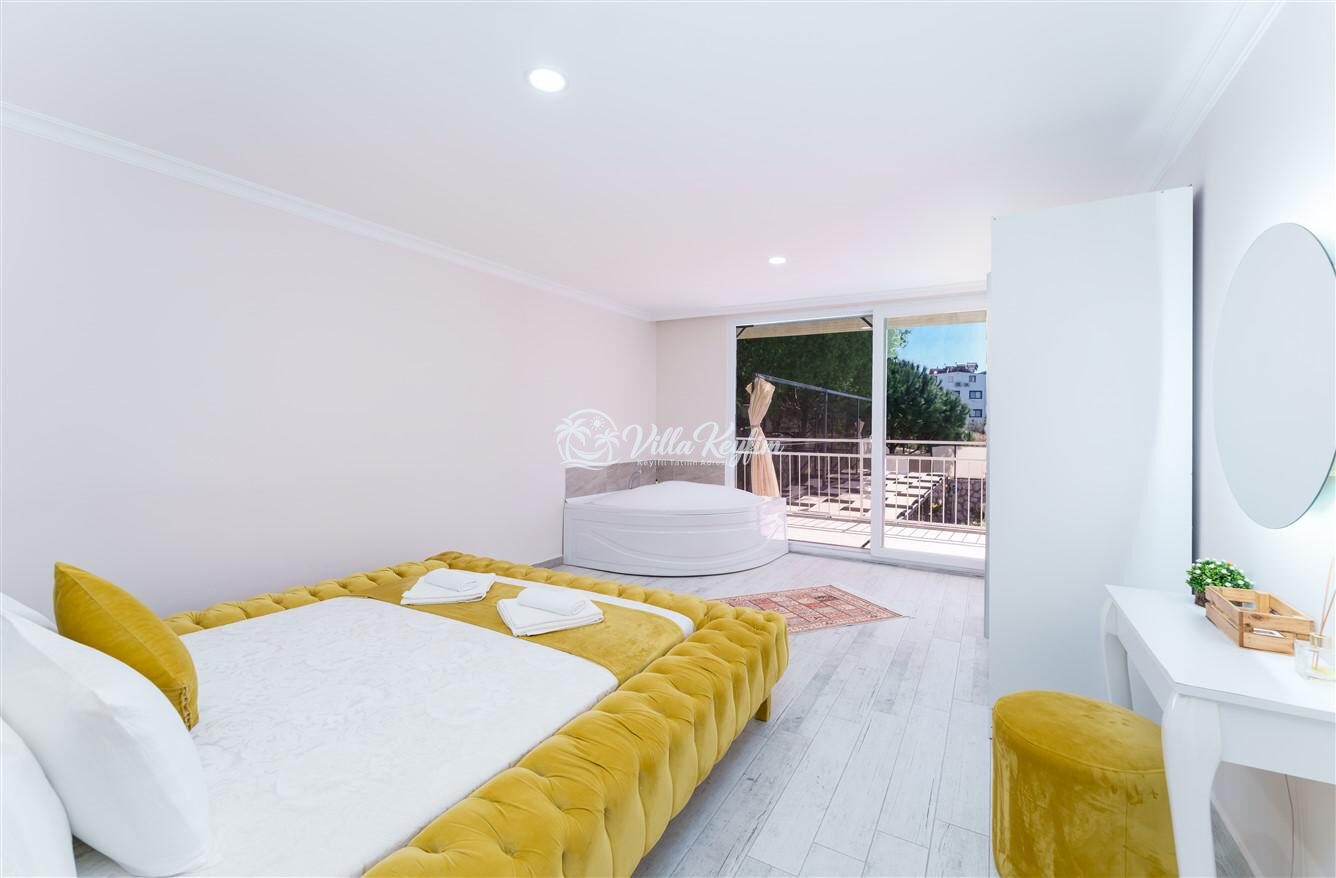 Villa Smyrna — 60