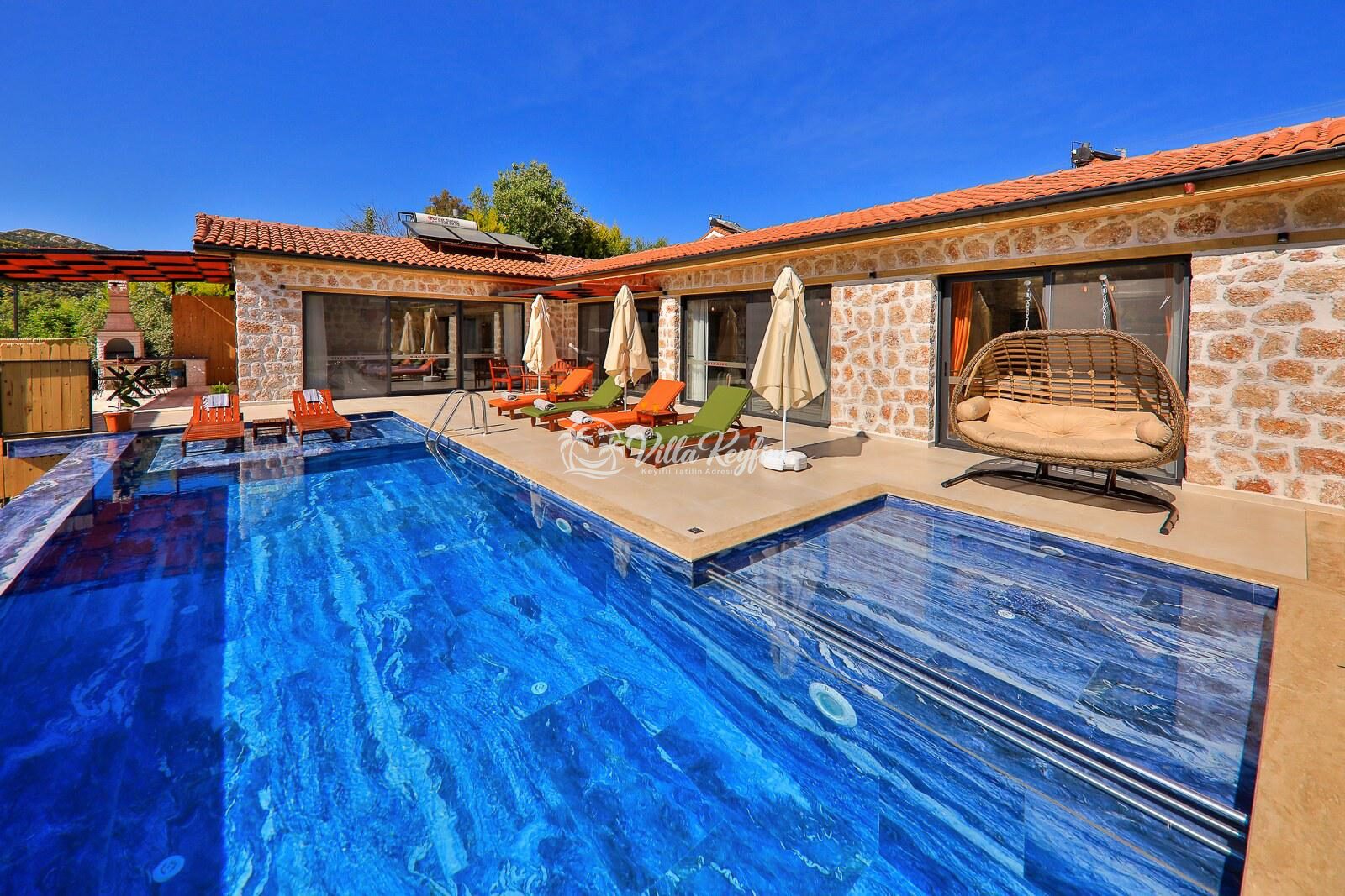 Villa Aden — 1