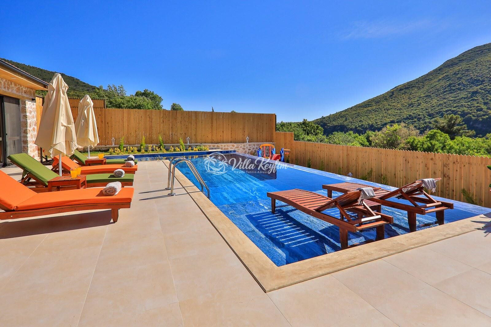 Villa Aden — 32