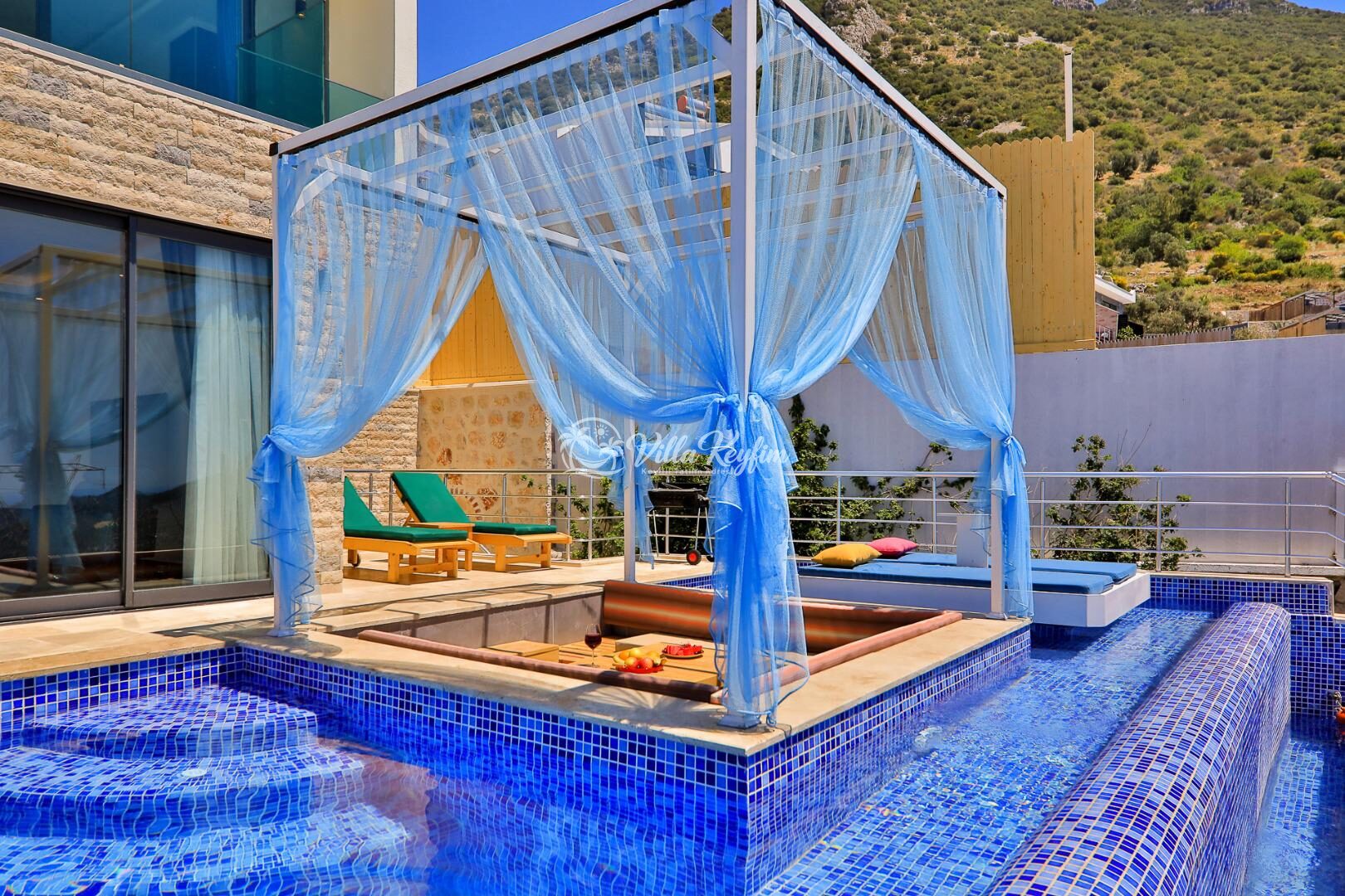 Villa Hills Londra — 4