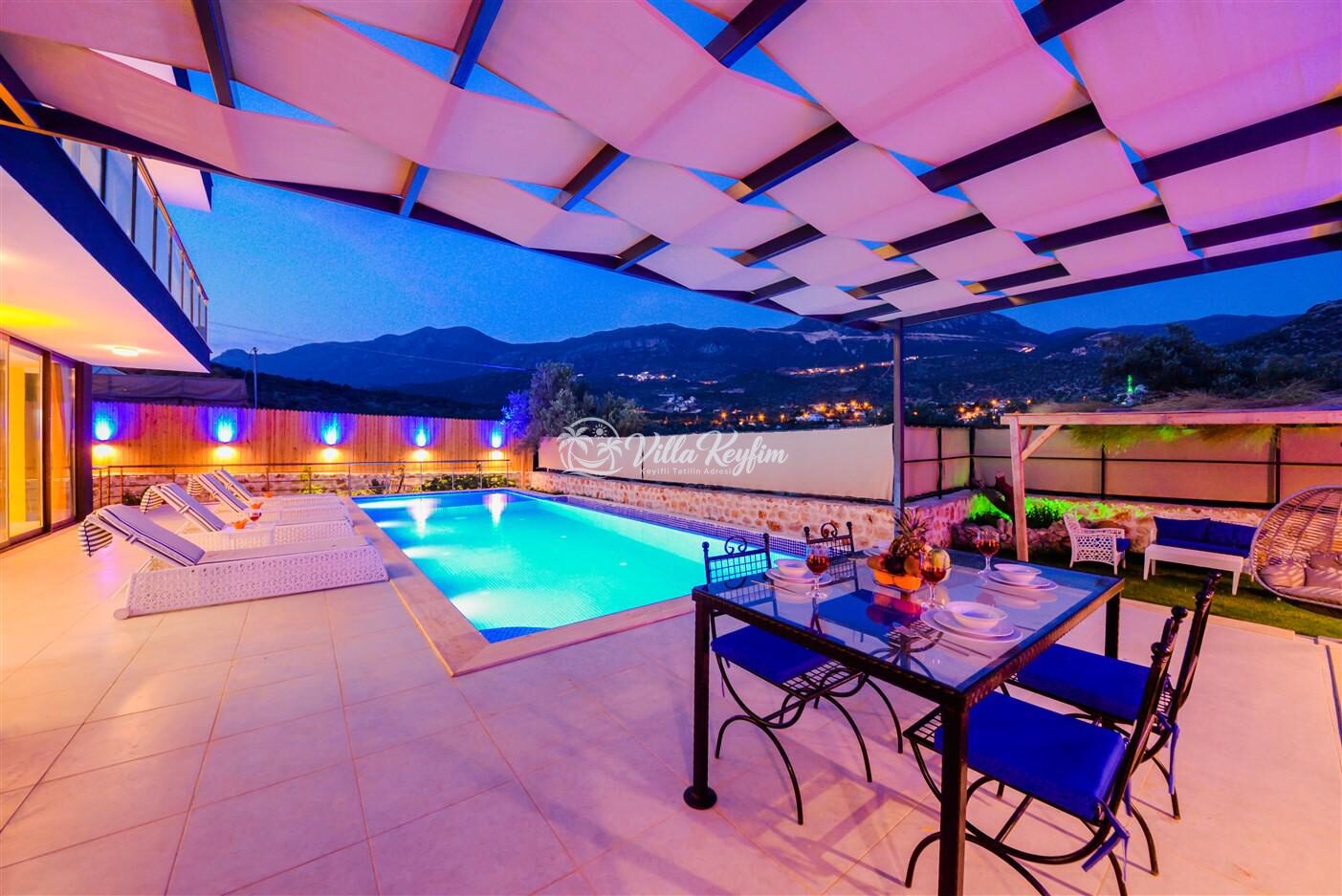 Villa Black Rose — 12