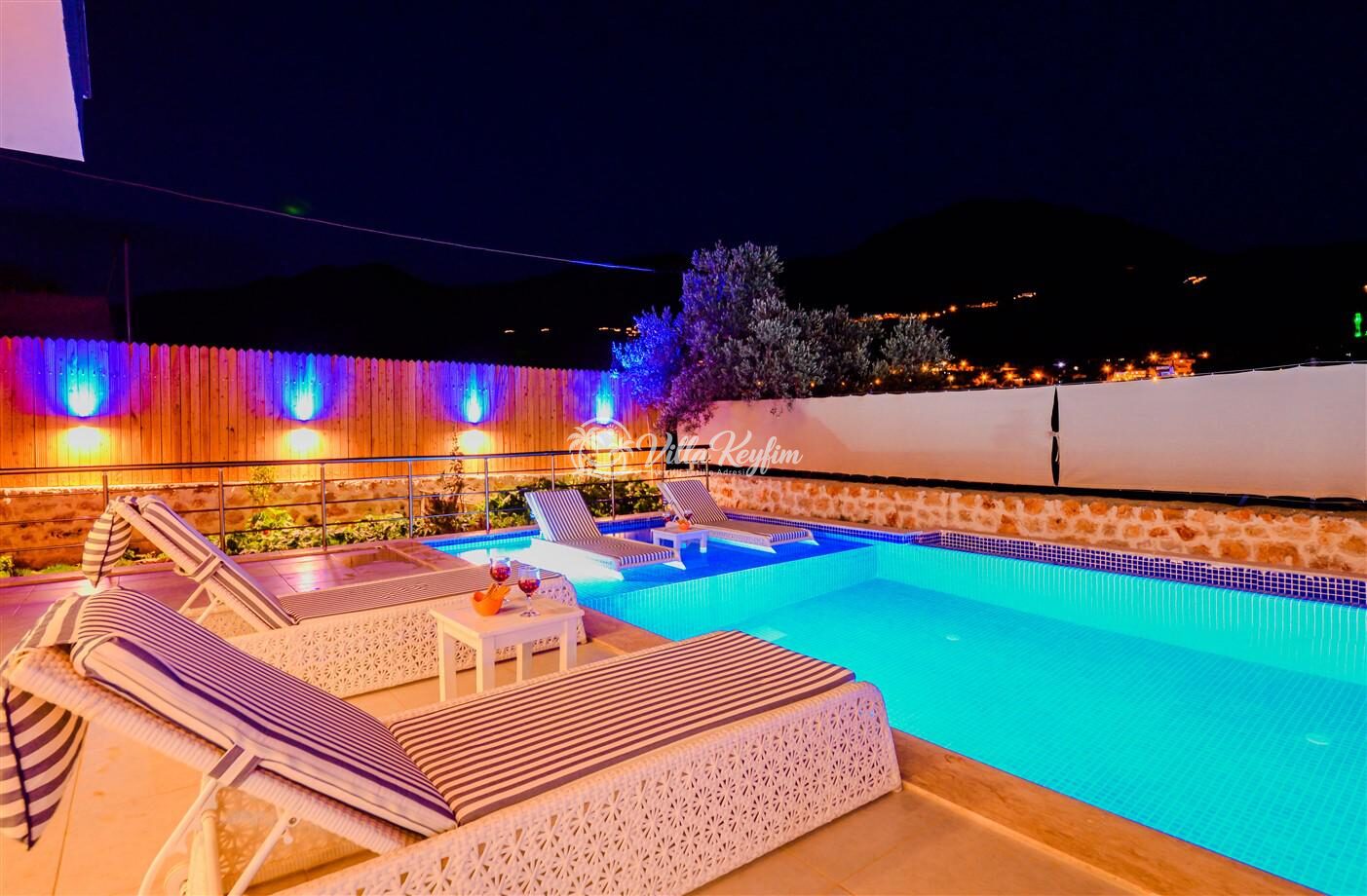 Villa Black Rose — 38