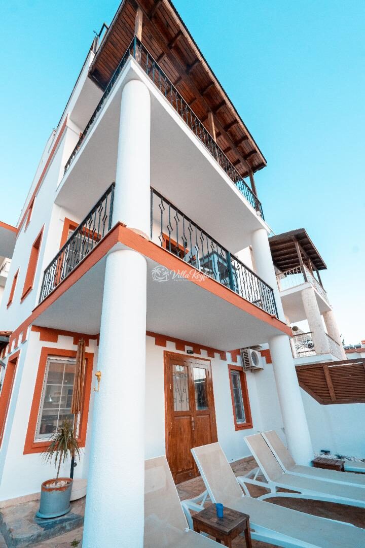 Villa Caledonia — 9