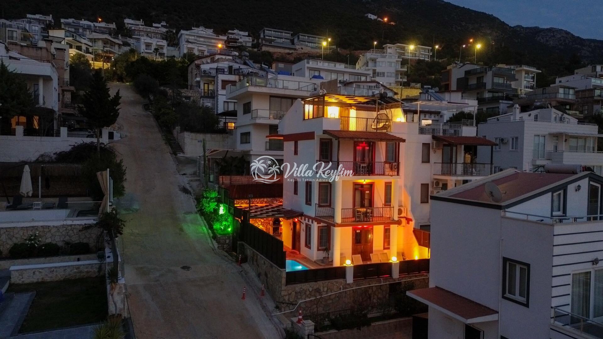 Villa Caledonia — 12