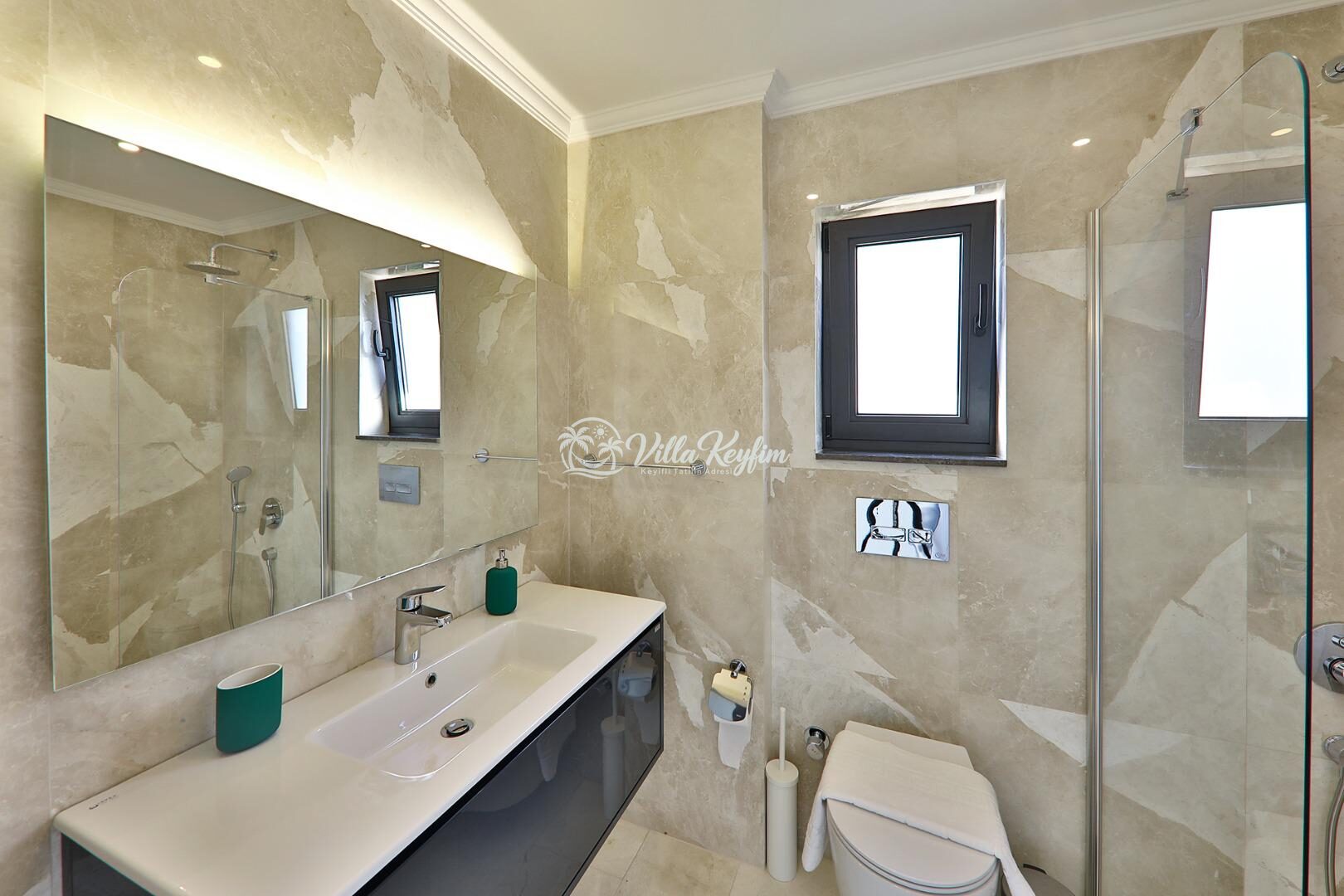 Villa Luxury — 36