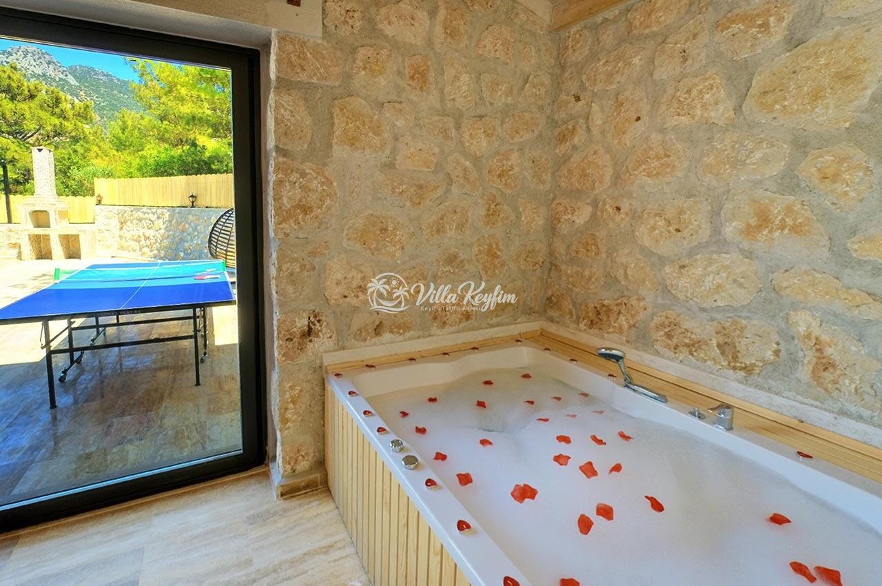 Villa Zeyn 3 — 24