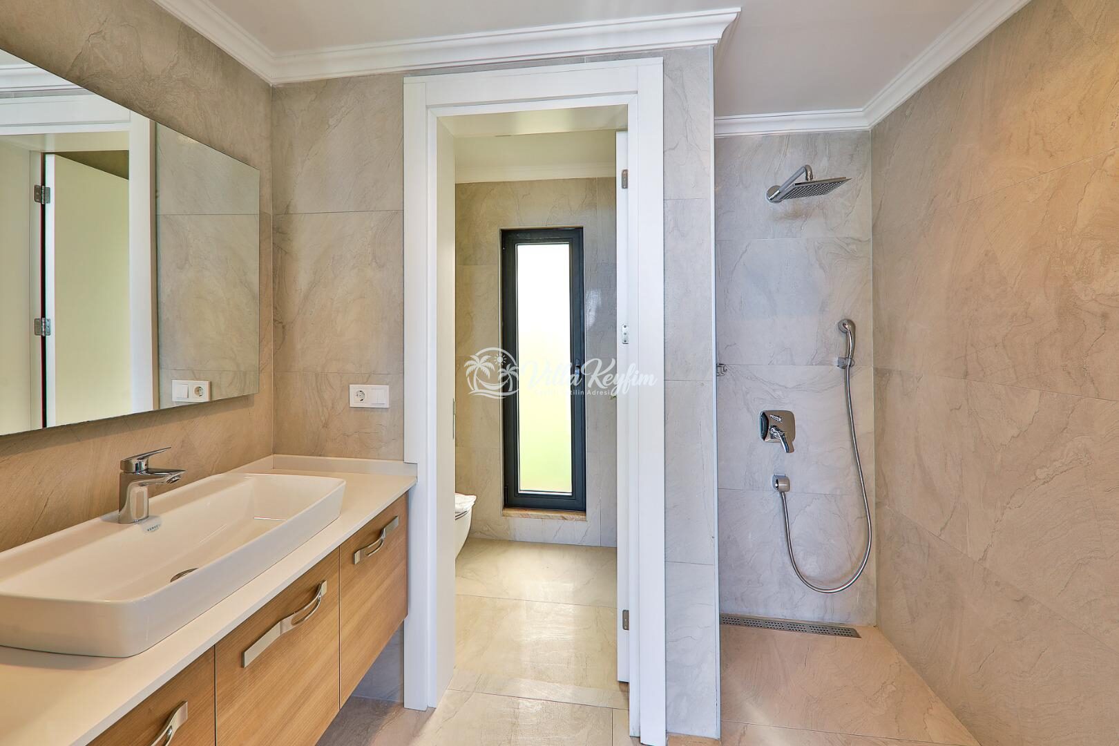 Villa Skylight — 48