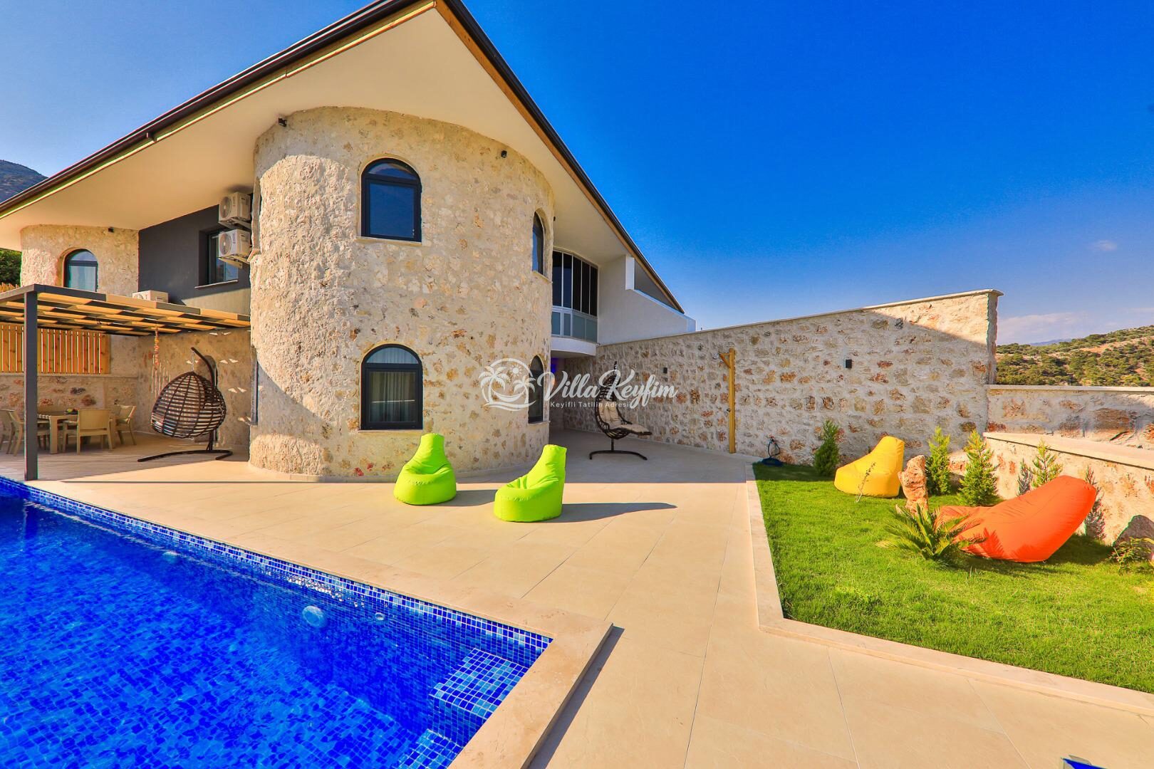 Villa Sandak 2 — 8
