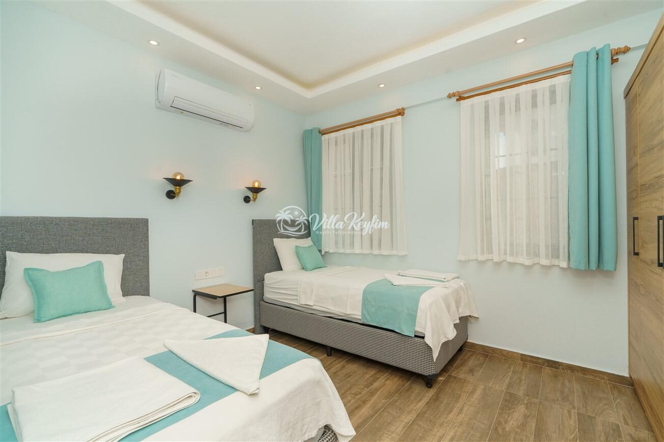 Villa Sazak Uno — 40
