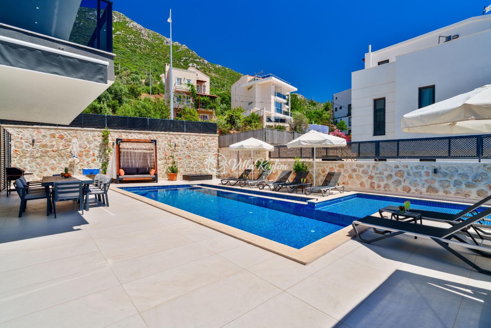 Villa Cassa — 10