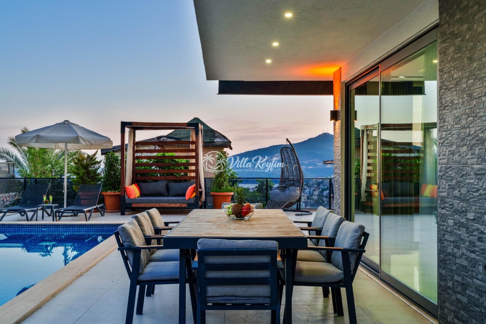 Villa Cassa — 16