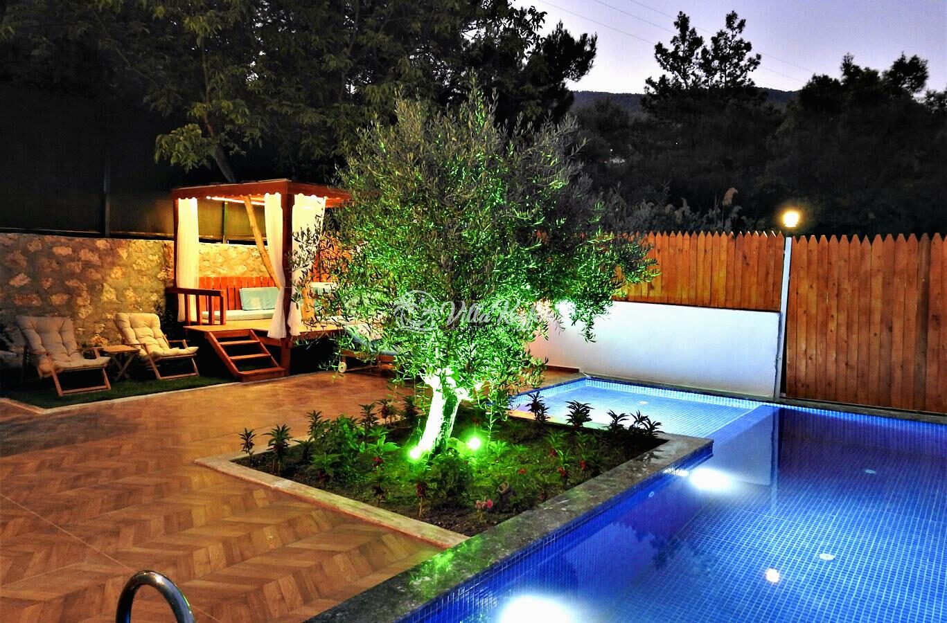 Villa Rayna — 16