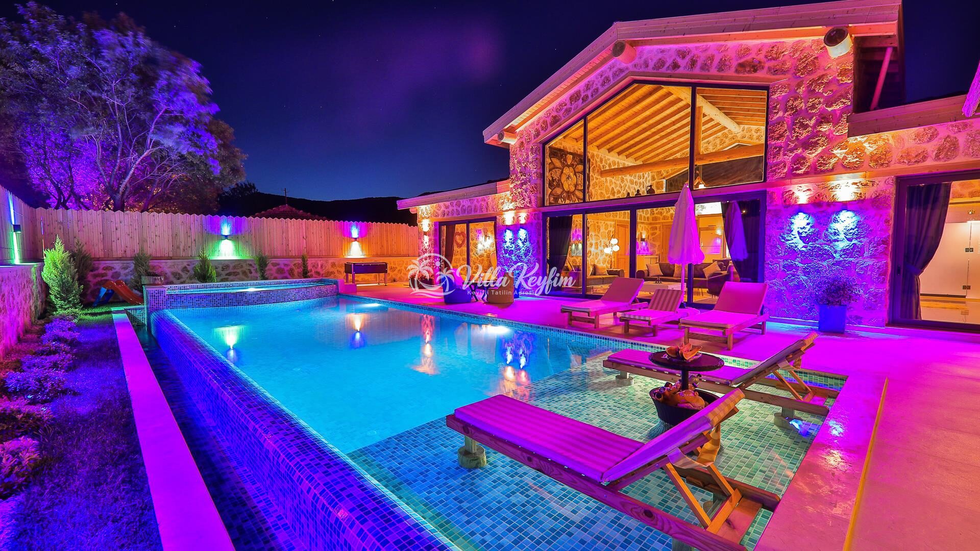 Villa Happiness — 9