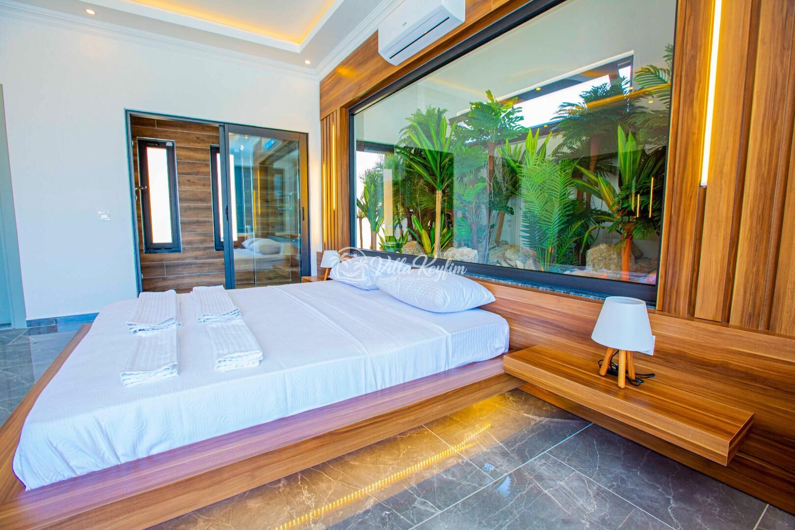 Villa Bahamas — 6