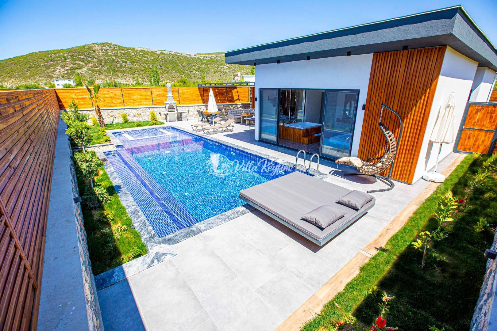 Villa Montenegro — 14