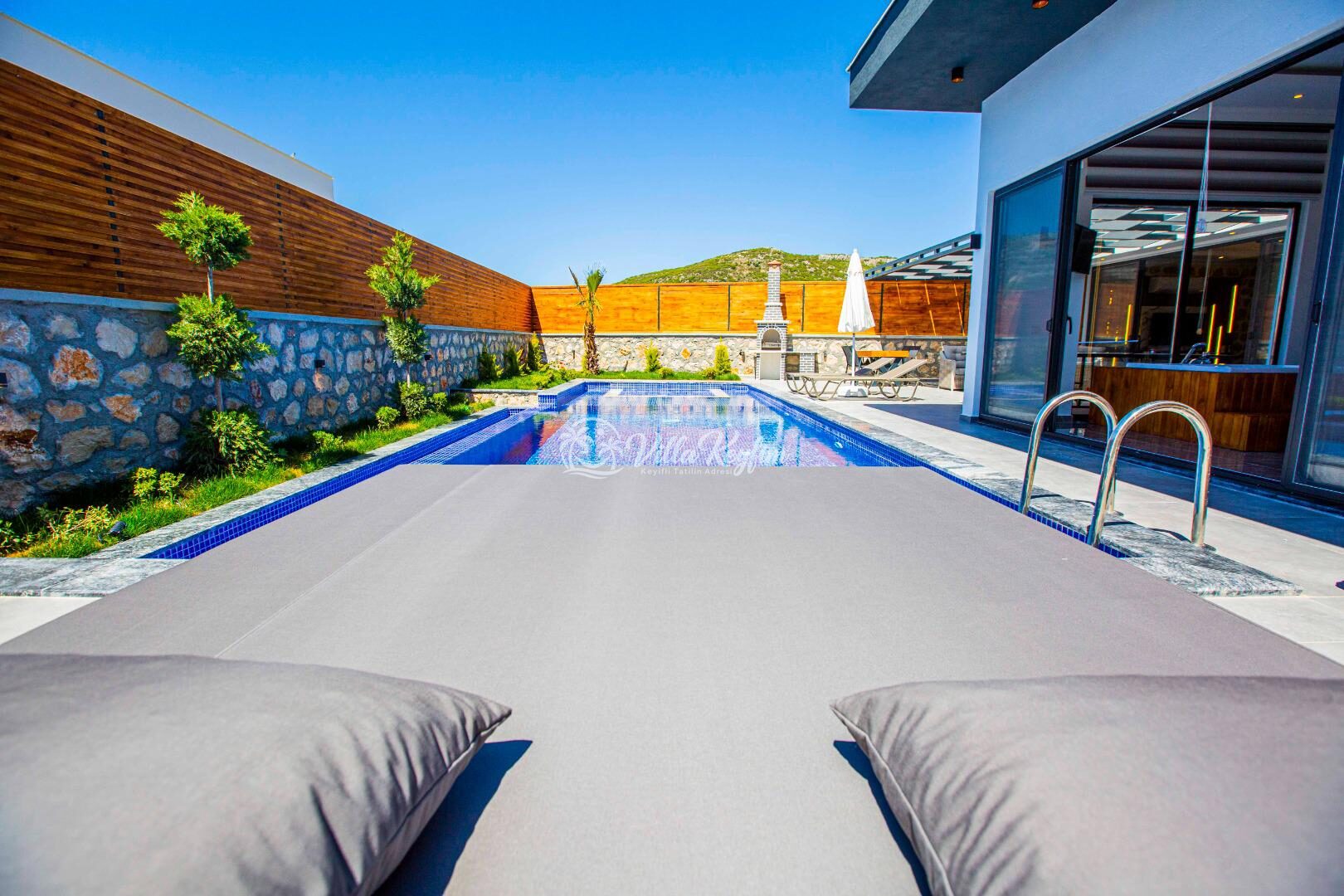 Villa Montenegro — 31