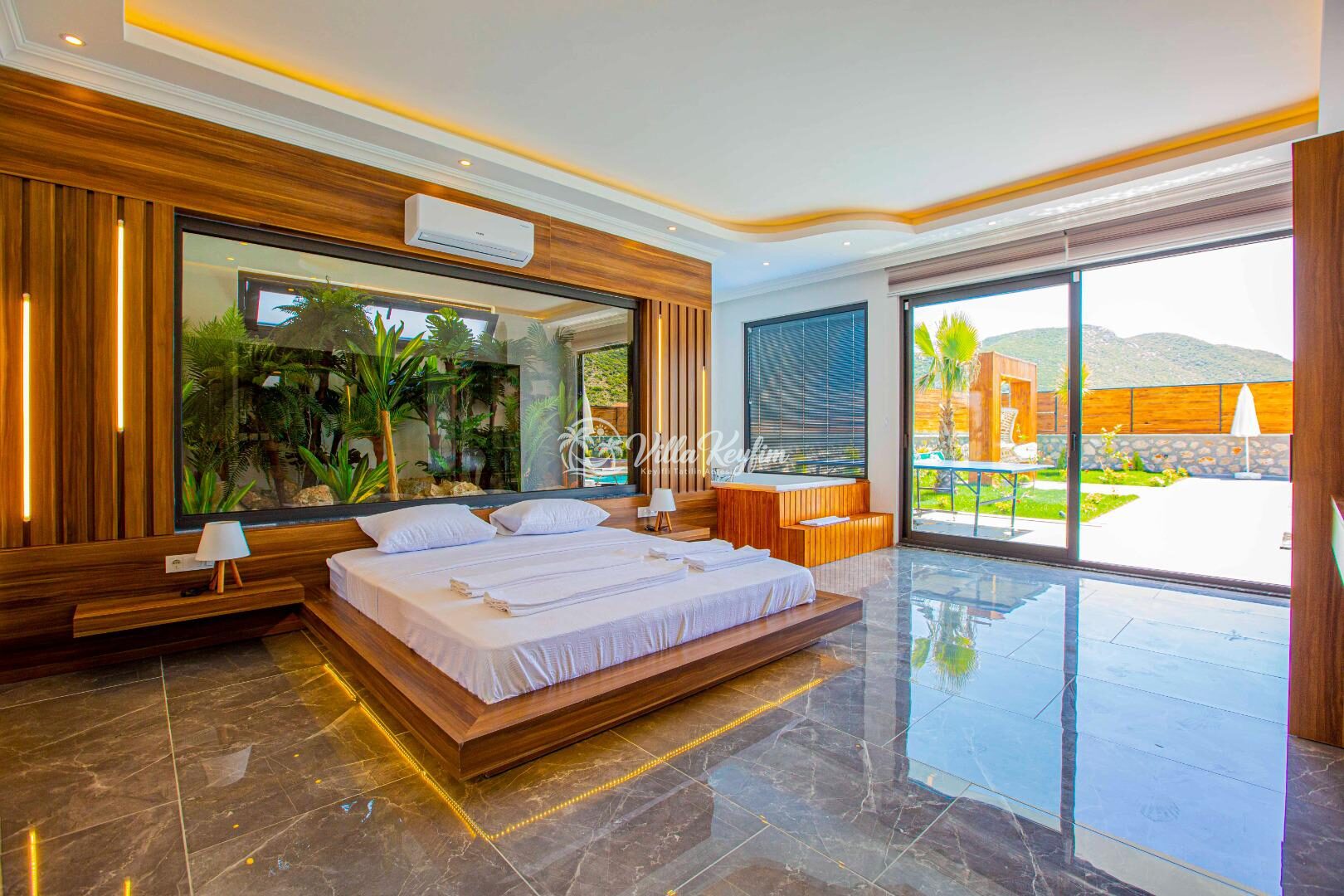Villa Bahamas — 54