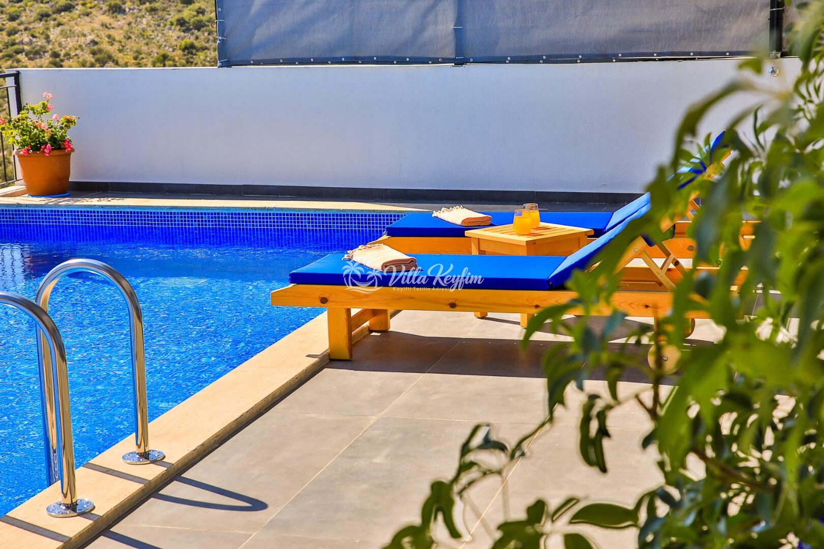 Villa Summery — 25
