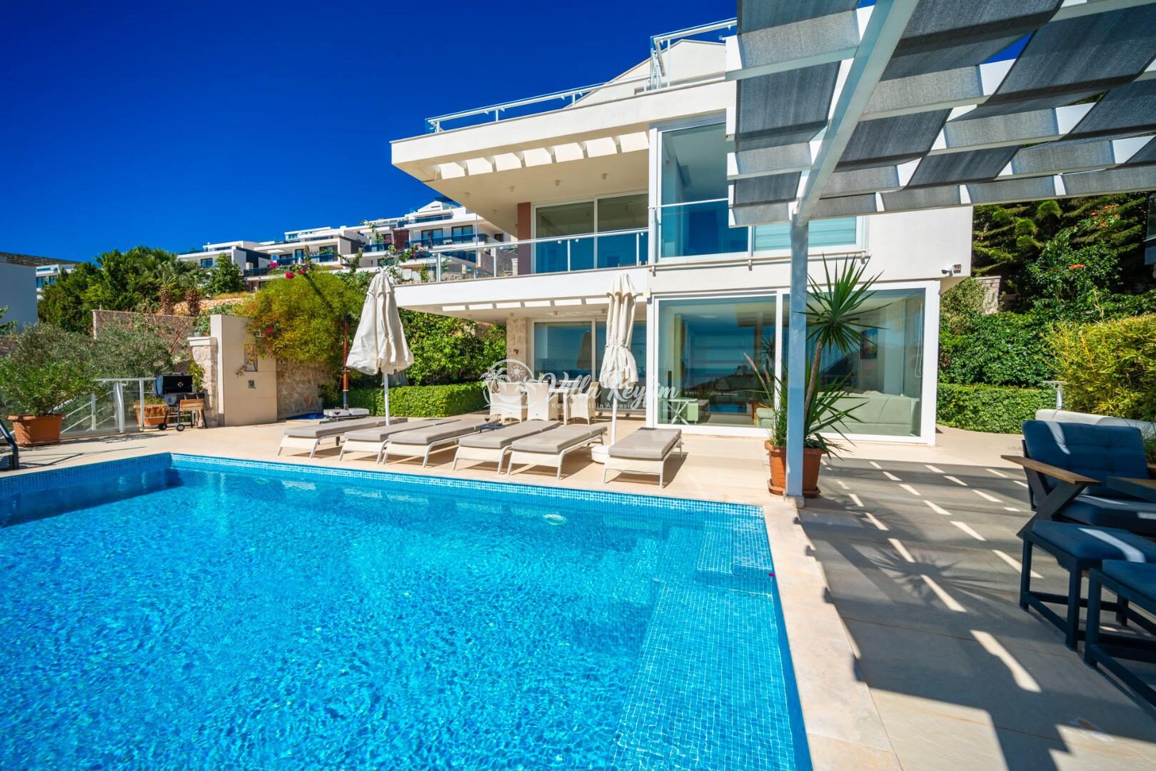 Villa Chremado — 4