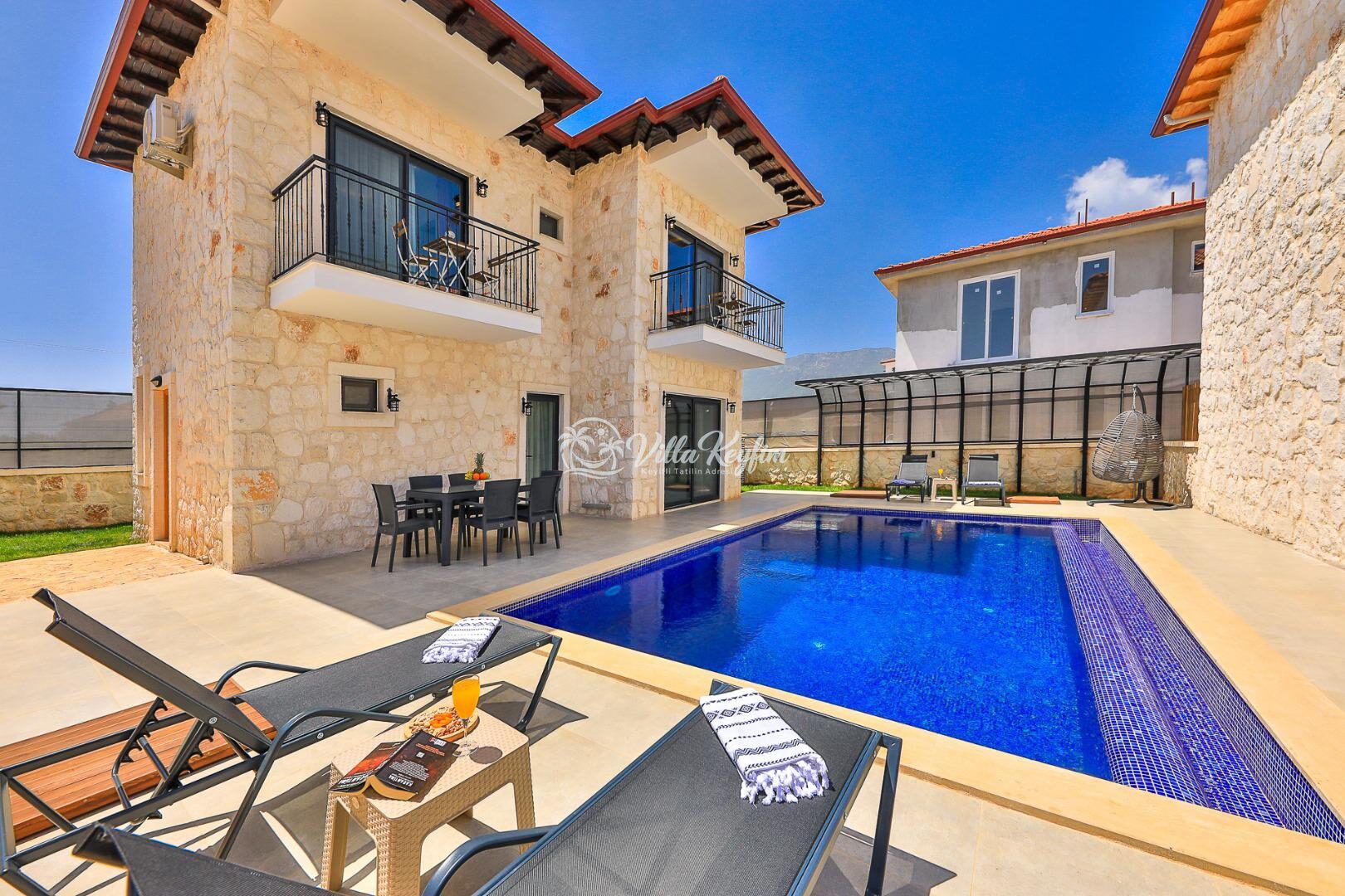 Villa Kaşlı 2 — 4