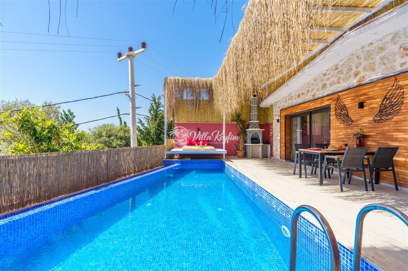 Villa Mira Queen — 9