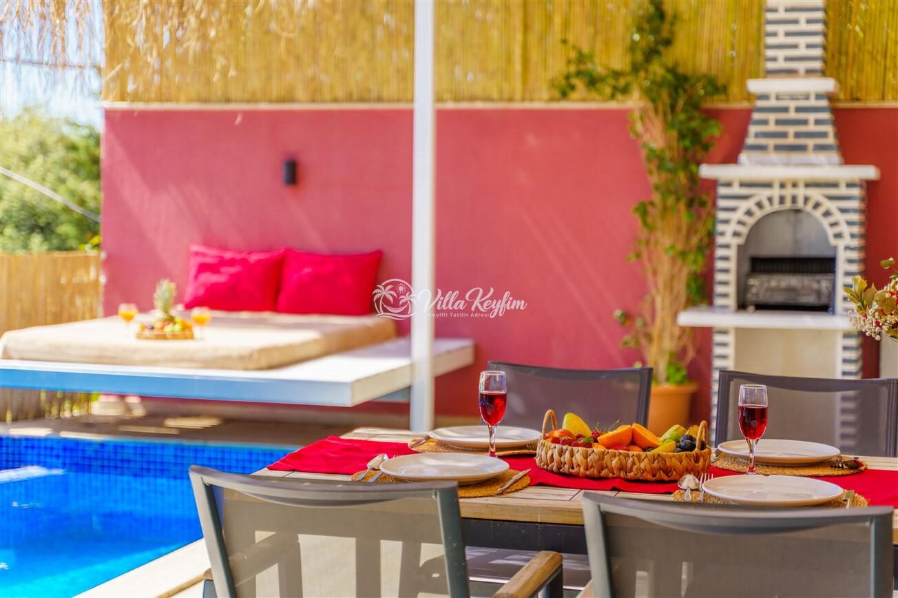 Villa Mira Queen — 11