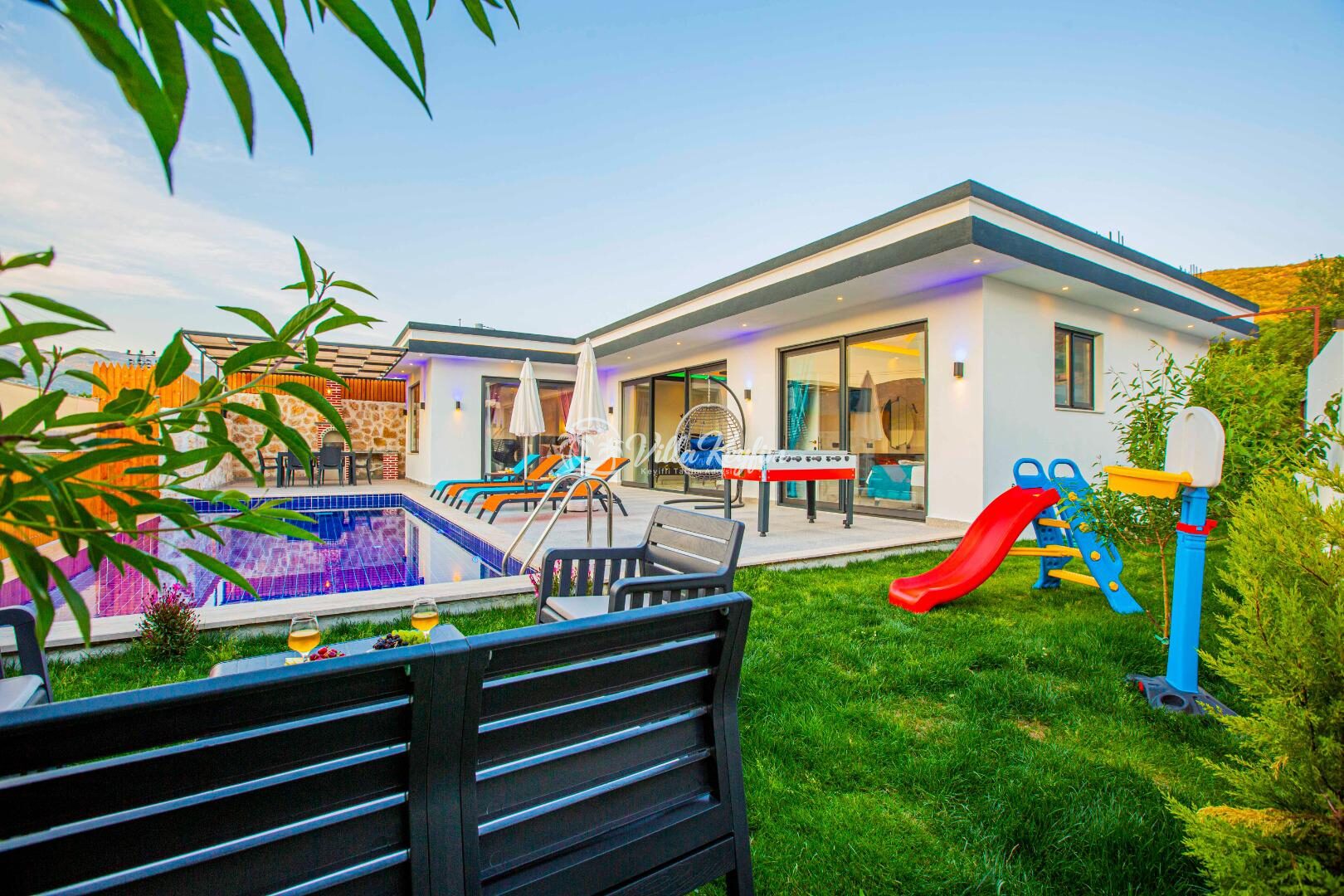 Villa Monica 2 — 1
