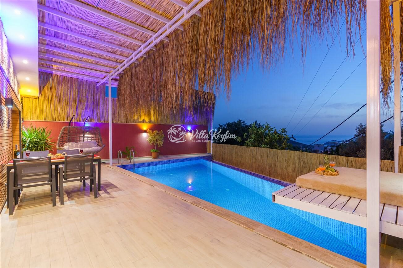 Villa Mira Queen — 23