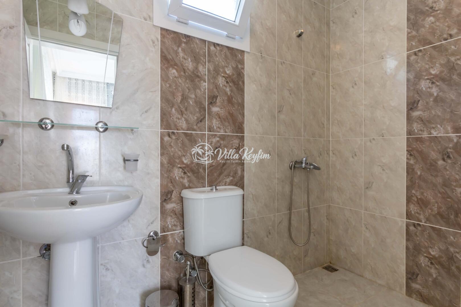 Villa Heves — 54