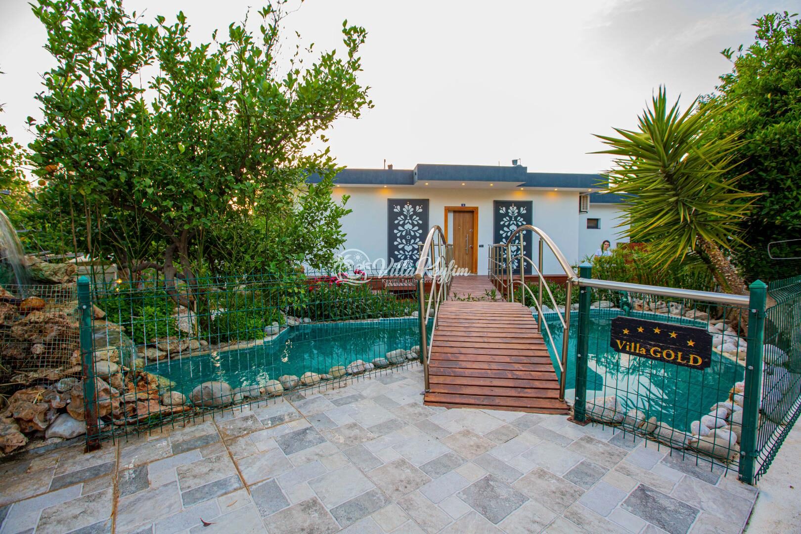 Villa Gold Premium — 52