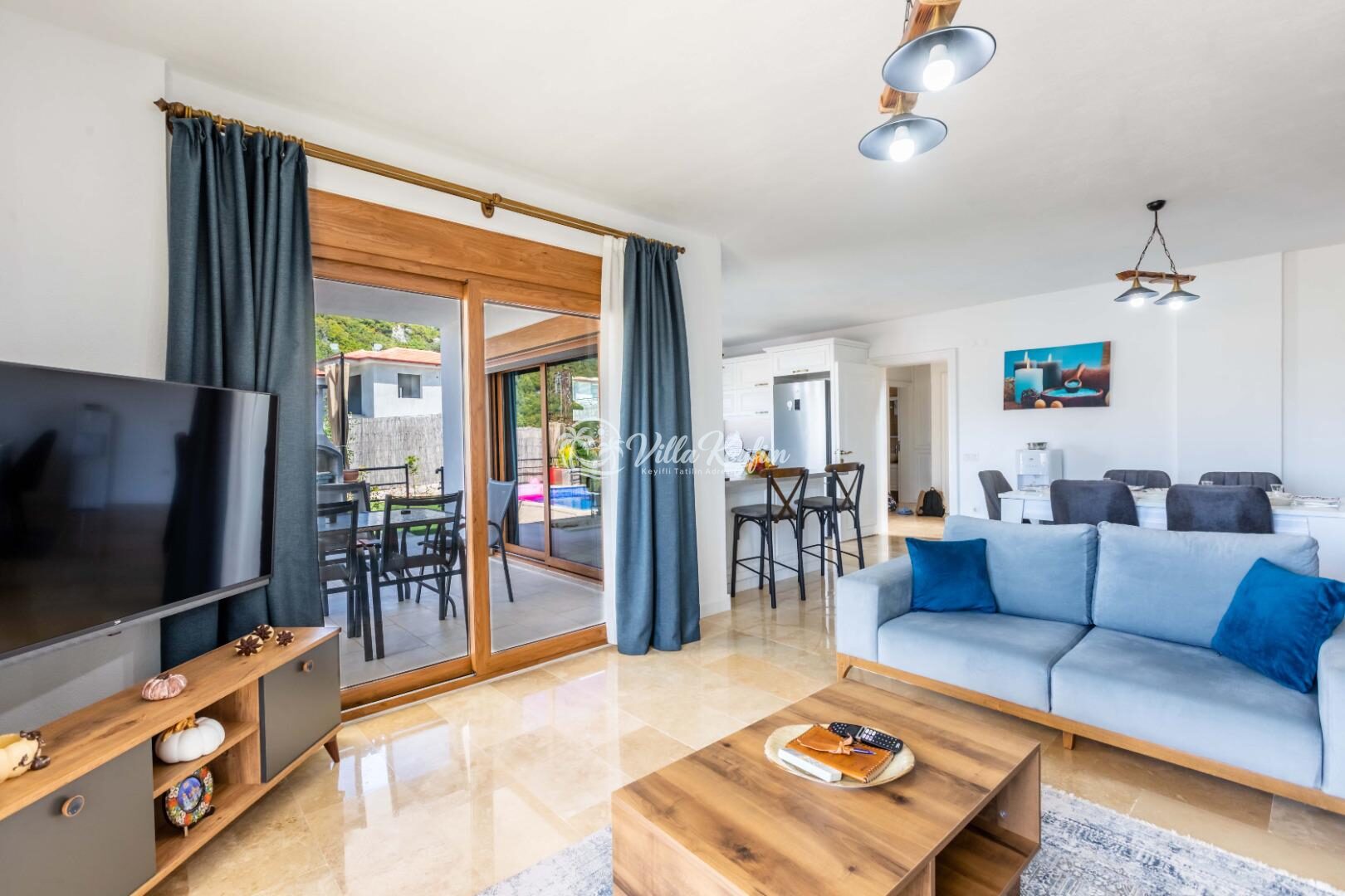 Villa Daphne — 46