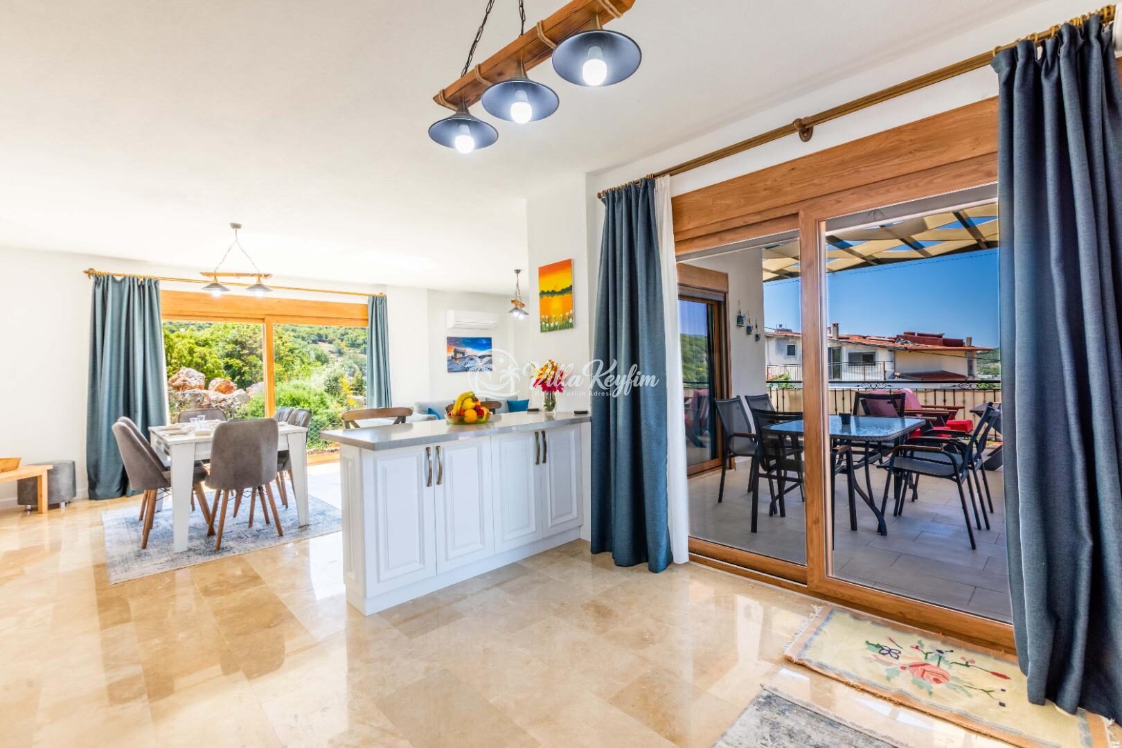 Villa Daphne — 50