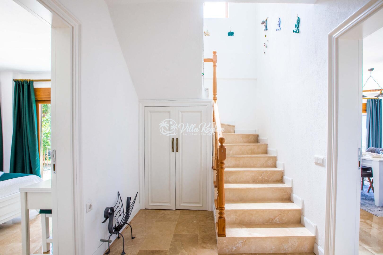 Villa Daphne — 83