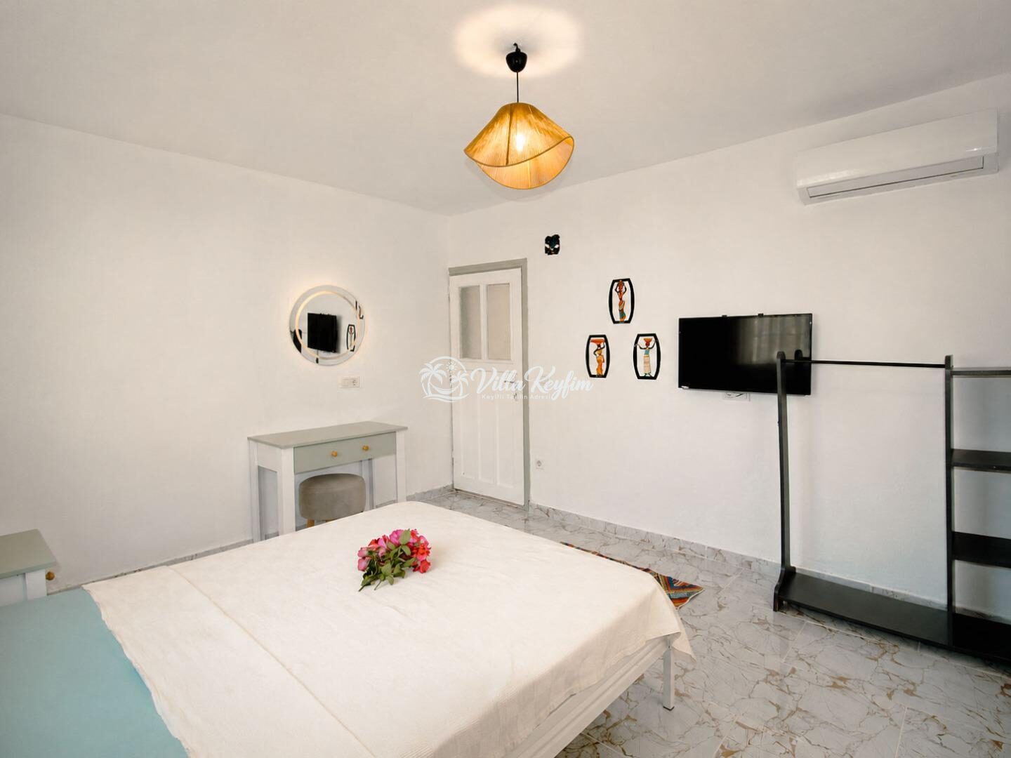 Villa In Love — 22