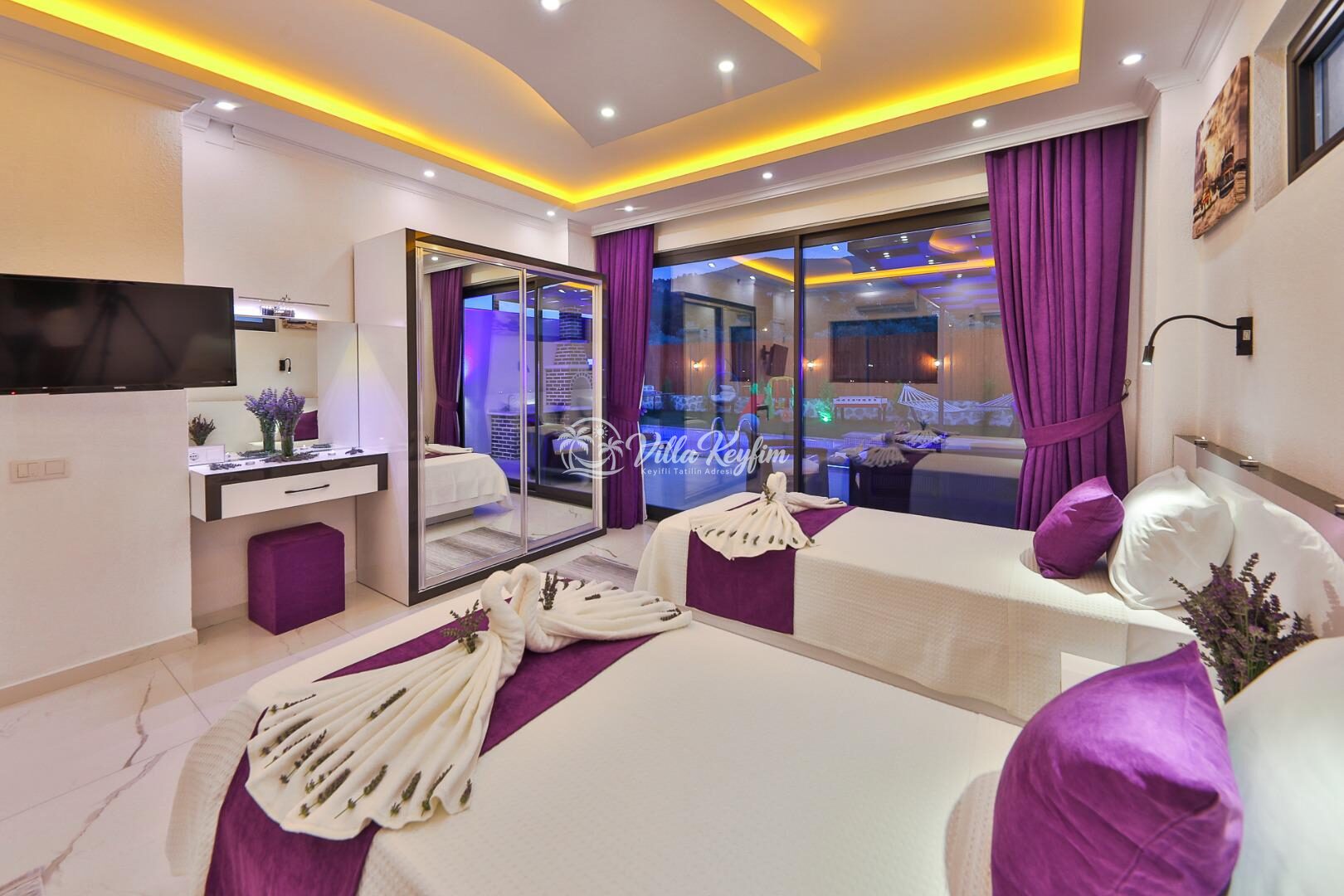 Villa Granada Duo — 48