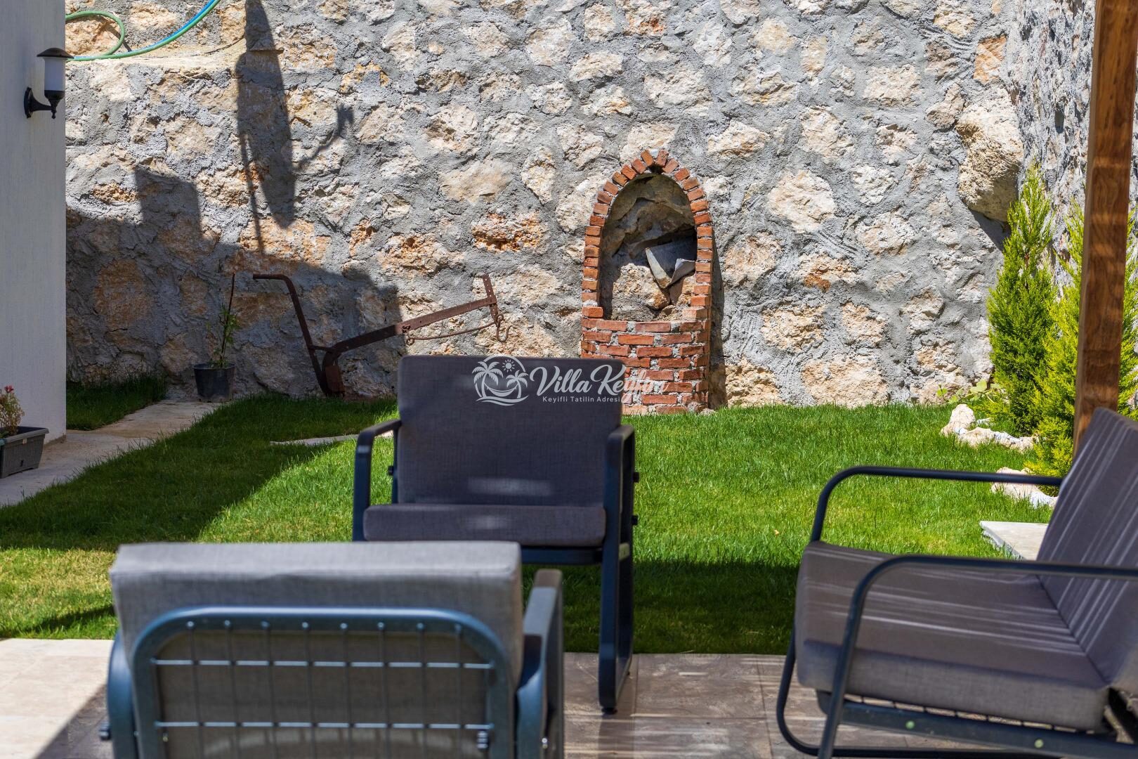 Villa Belis — 25