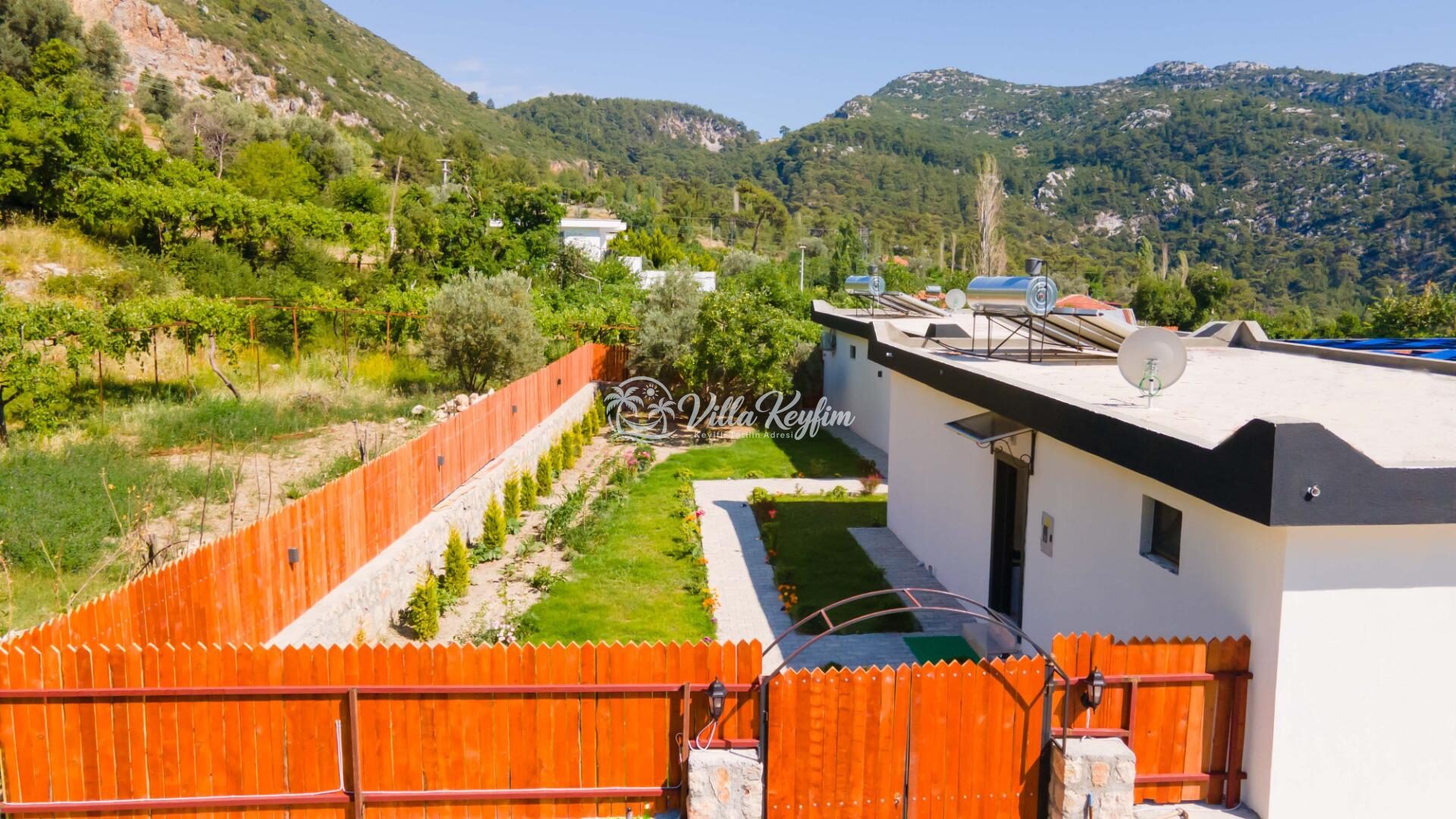 Villa Ayaz Uno — 11