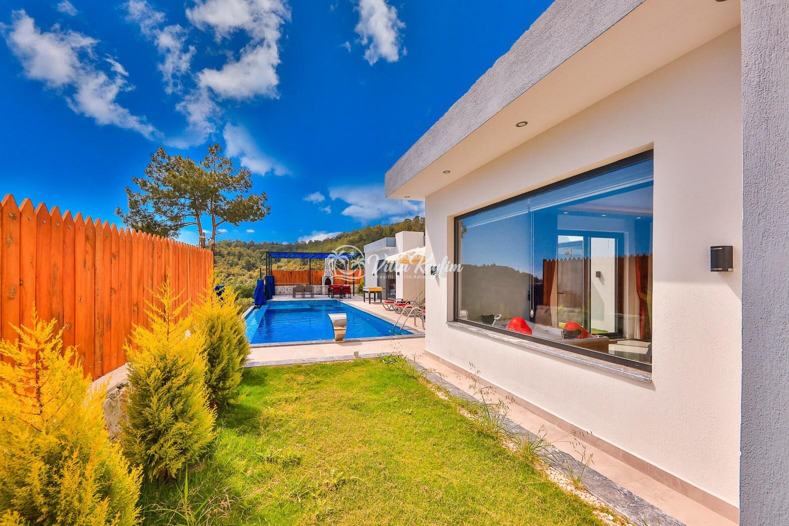 Villa Karnaval — 9
