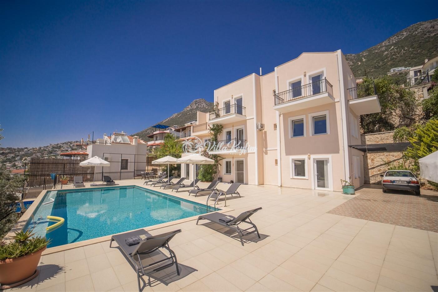 Villa Abis — 3