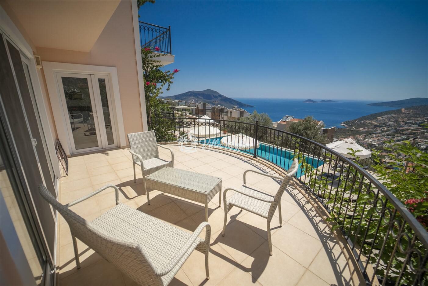 Villa Abis — 19