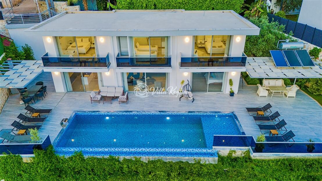 Villa July — 6