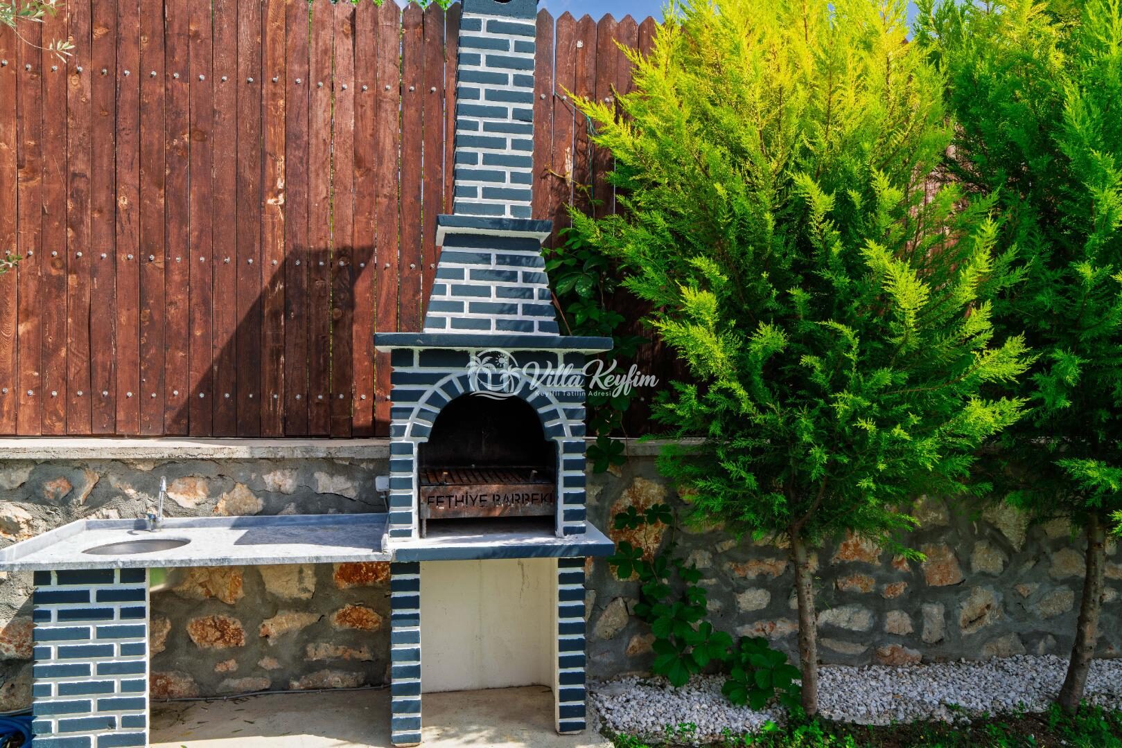 Villa Elena 1 — 40