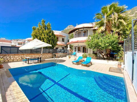 Villa Nisan — 1
