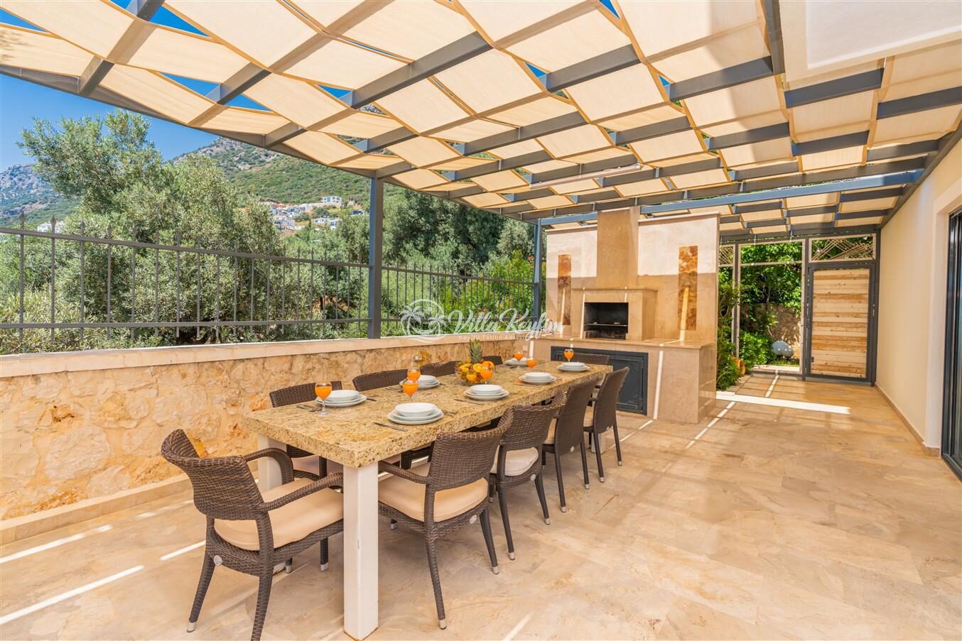 Villa Kral — 143