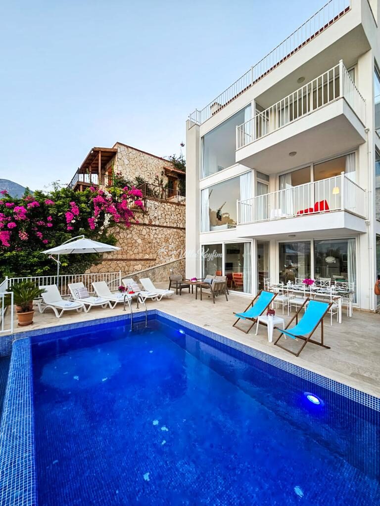 Villa Merih — 1