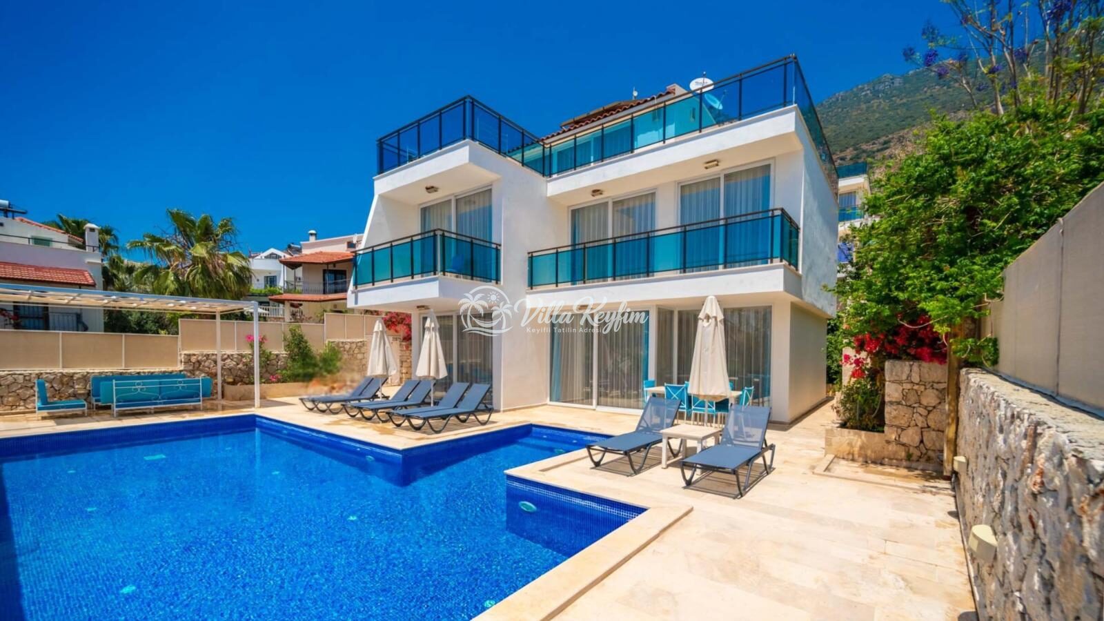 Villa Visos — 1