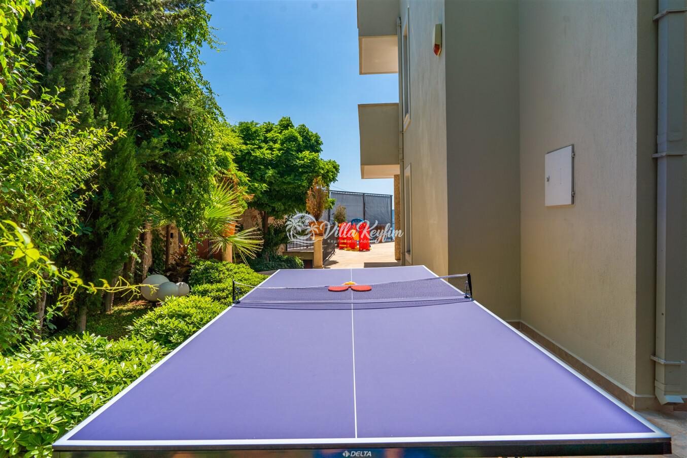 Villa Kral — 163