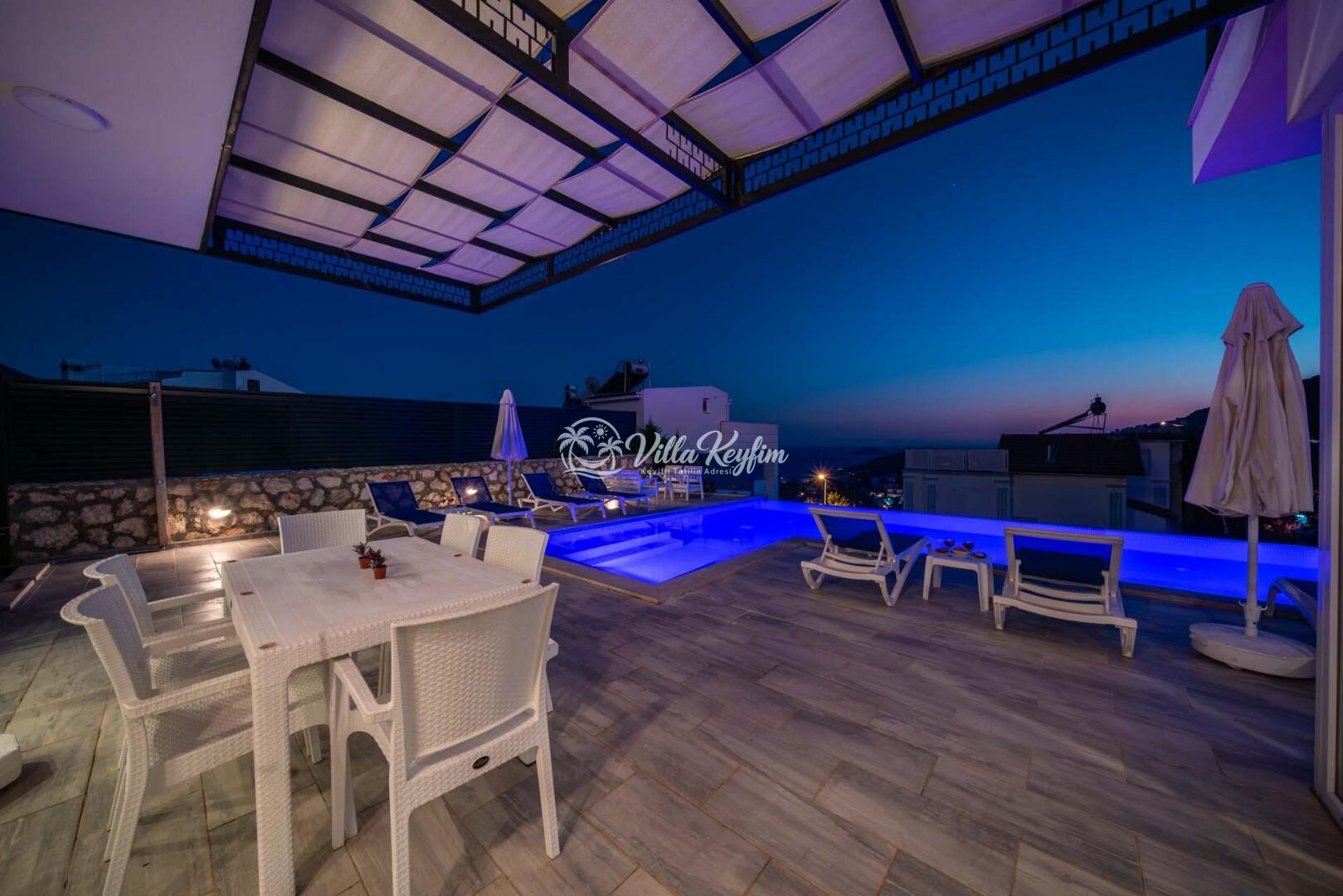 Villa Platos — 28