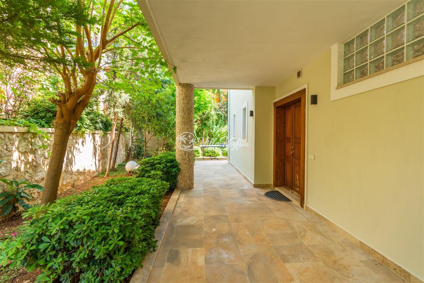 Villa Kral — 165
